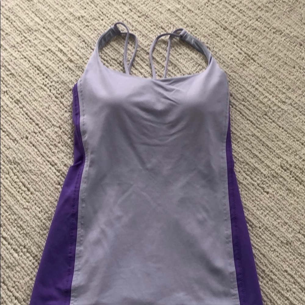 Lululemon workout top